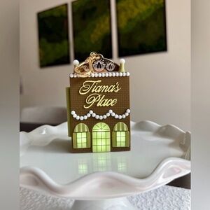 Disney Tiana's Place pocketbac holder - Gold and Green